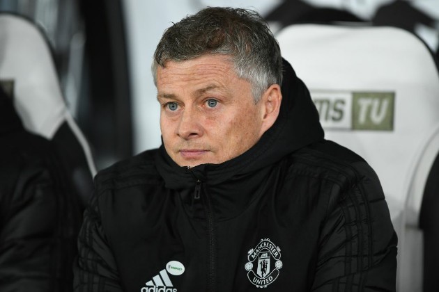 Craig Burley warned Man United  - Bóng Đá