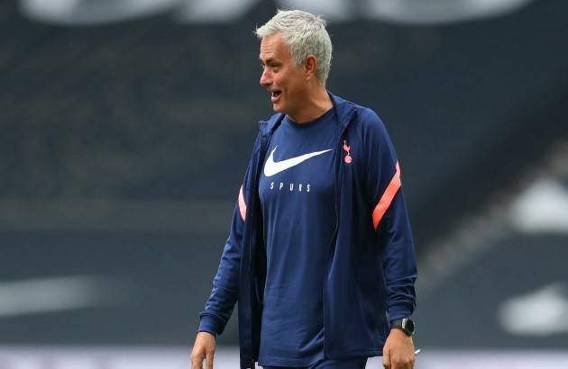 Tottenham launched late bid for Van de beek - Bóng Đá