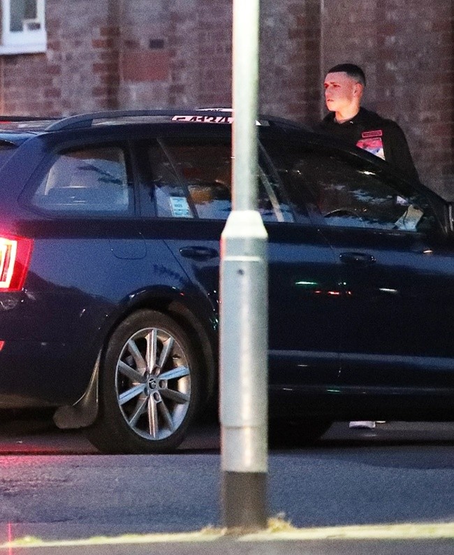 Jack Grealish and Kevin De Bruyne lead Man City stars for night out at restaurant - Bóng Đá