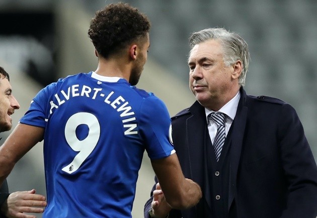 Vua đánh đầu Calvert Lewin - Bóng Đá