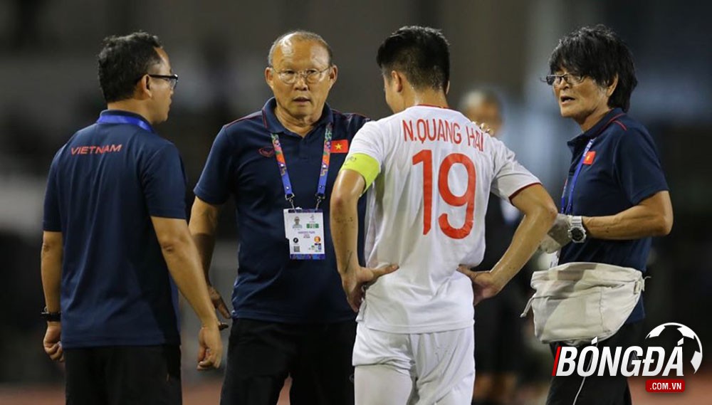 Ảnh sau trận Việt Nam vs Singapore - Bóng Đá