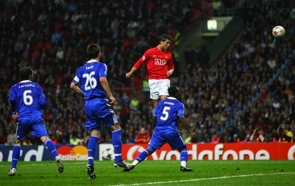 Những pha đánh đầu ấn tượng nhất của CR7 - Bóng Đá