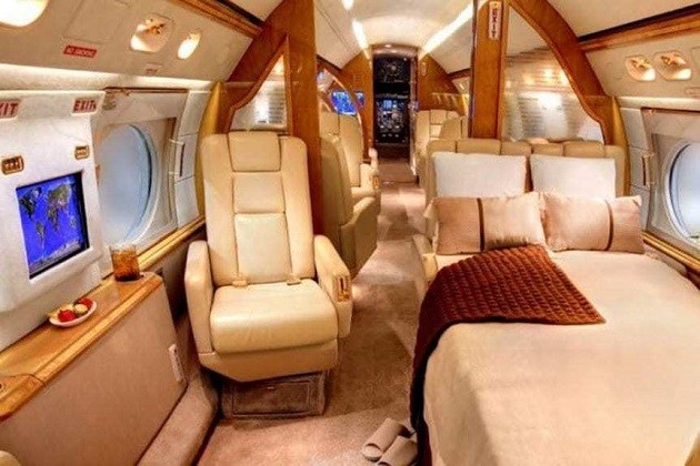 Lionel Messi lends £12m luxury private jet with kitchen and two bathrooms to Argentina team-mates for international duty - Bóng Đá