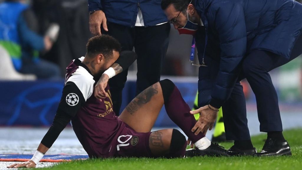 Neymar out until end of November with adductor injury - Bóng Đá