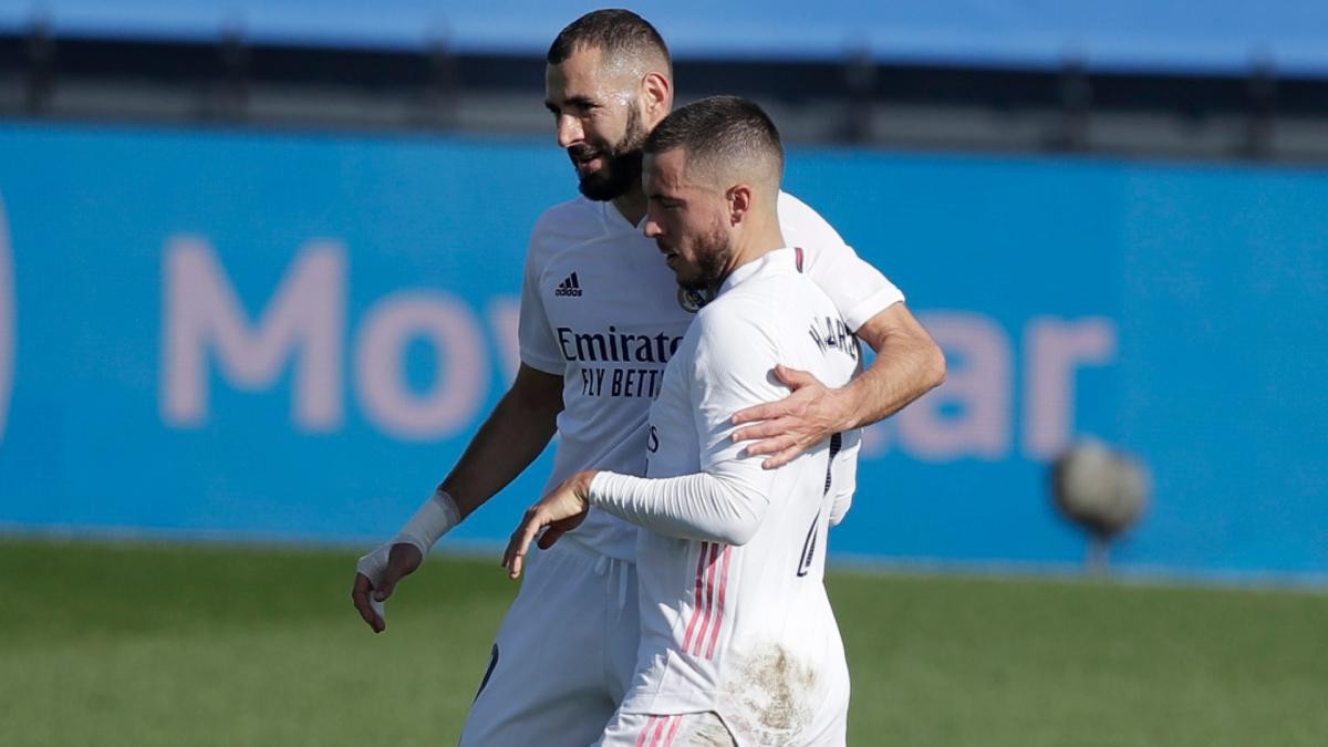 Hazard scores again after 392 days, but doesn't celebrate - Bóng Đá