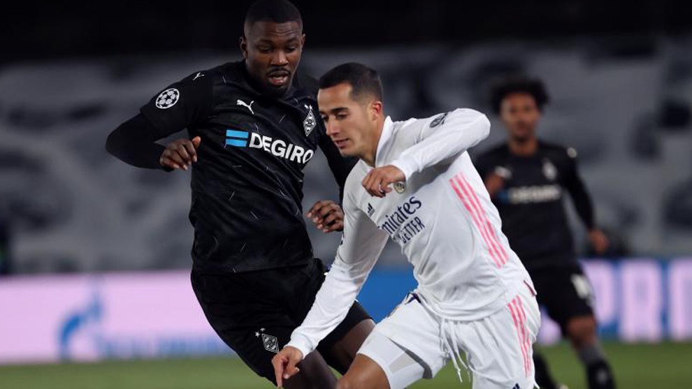 Lucas Vazquez on possible renewal: That's a complicated subject - Bóng Đá