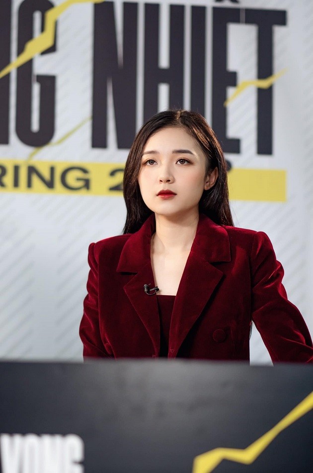 MC Phương Thảo - Bóng Đá