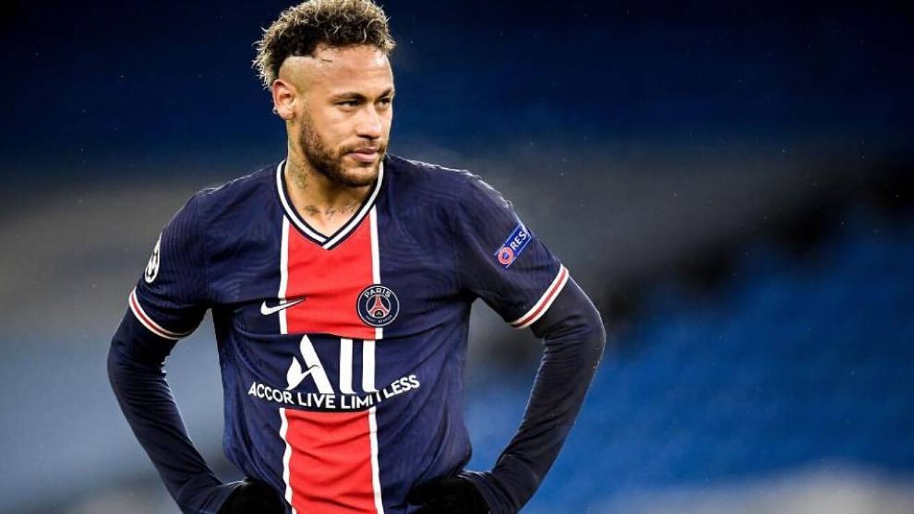 Neymar signs new deal - Bóng Đá