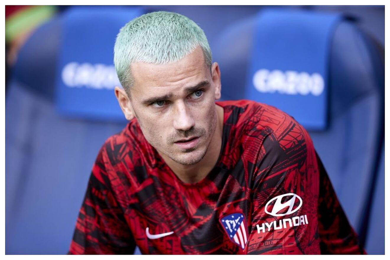 Griezmann xin tha thứ - Bóng Đá