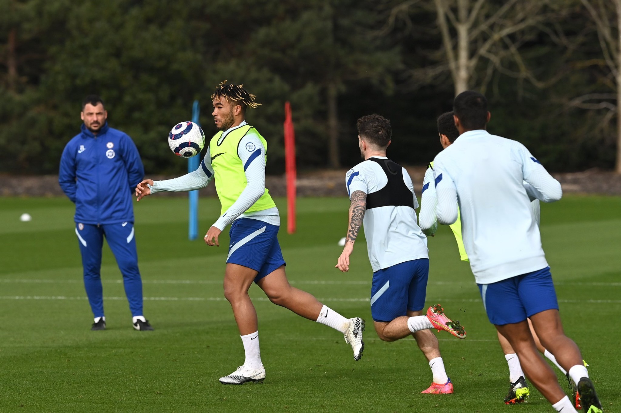 Timo Werner nghệch mặt ra khi trở lại Chelsea - Bóng Đá