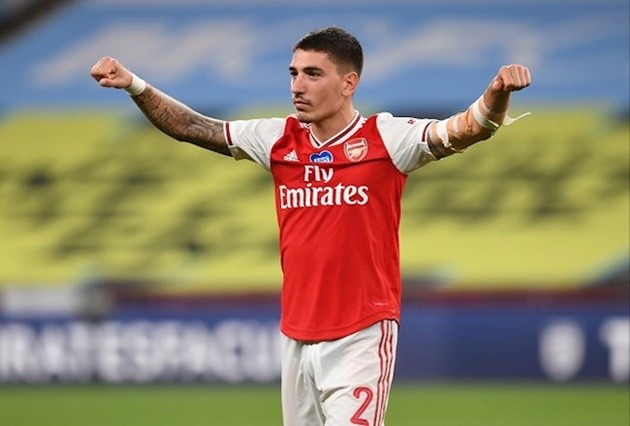 Paris Saint-Germain make £25m bid for Arsenal's Hector Bellerin? - Bóng Đá