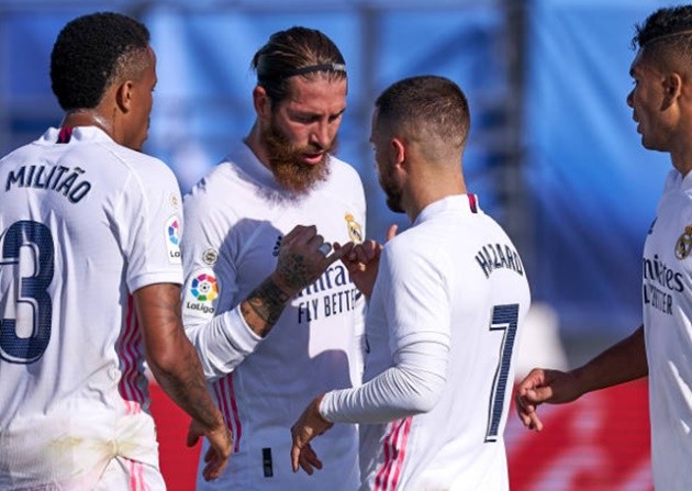 Ảnh sau trận Real - Bóng Đá