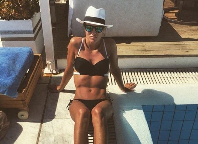 Ryan Giggs’s ex-girlfriend spotted with a bruised lip in first outing since Wales manager’s assault arrest - Bóng Đá