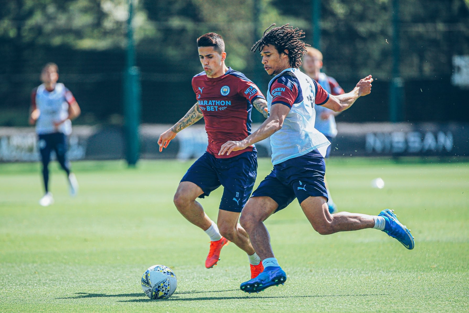 Pep Guardiola khiến học trò lác mắt, Man City đón cú hích lớn trước đại chiến - Bóng Đá