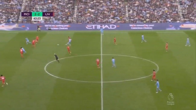 Đẳng cấp của De Bruyne khiến hàng thủ Liverpool run rẩy - Bóng Đá