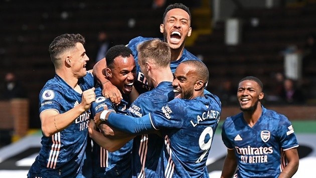 Bộ máy vào guồng, Arsenal 