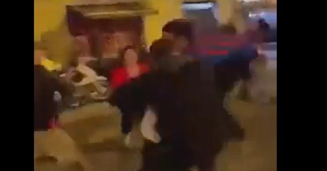 Jack Grealish and Kevin De Bruyne lead Man City stars for night out at restaurant - Bóng Đá