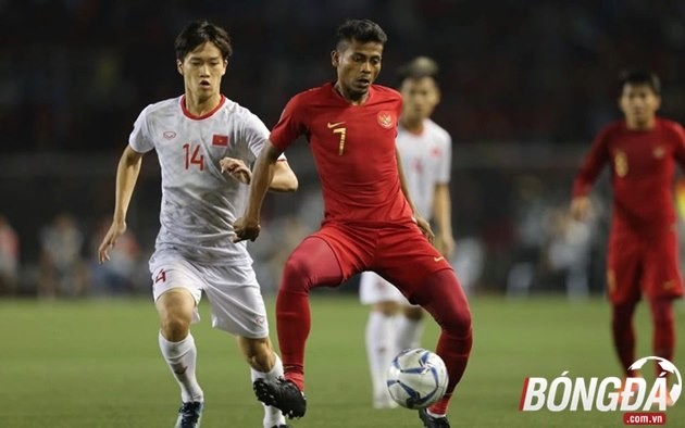 TRỰC TIẾP U22 Việt Nam 0-0 U22 Indonesia (Hiệp 1): Đức Chinh uy hiếp khung thành Nadeo - Bóng Đá