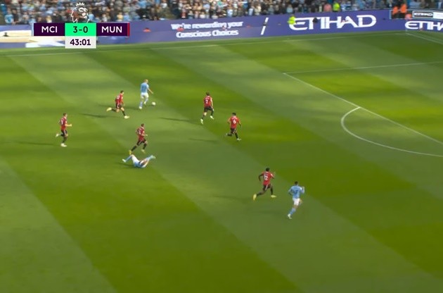 Hủy diệt Man Utd nêu bật sự hoàn hảo của Haaland - Bóng Đá