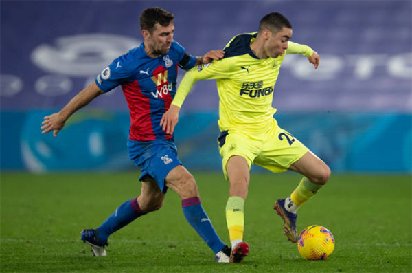 Thua 2 bàn trong 2 phút, Palace 