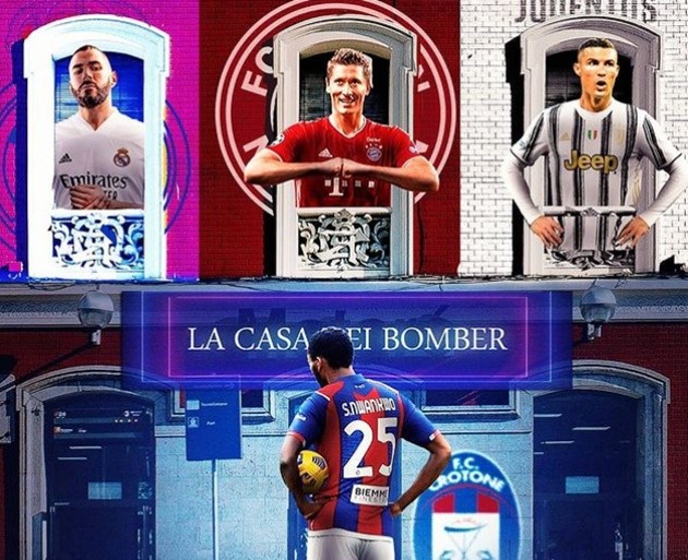 Gareth Bale pictured with MacBook as Wales face USA  - Bóng Đá