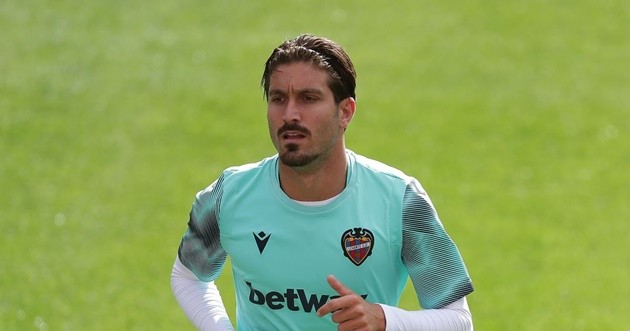 Leeds United make €15 million bid for Levante midfielder Jose Campana - Bóng Đá