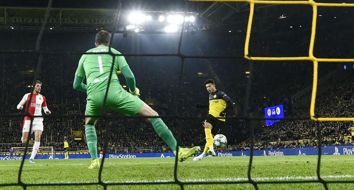 De Gea nhập, thủ thành Dortmund đóng vai 