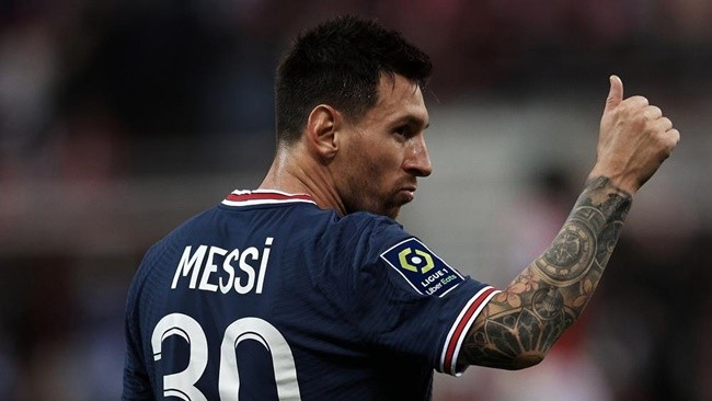 Thi đấu trên sân nhà, Messi sẽ rực cháy như Ronaldo? - Bóng Đá