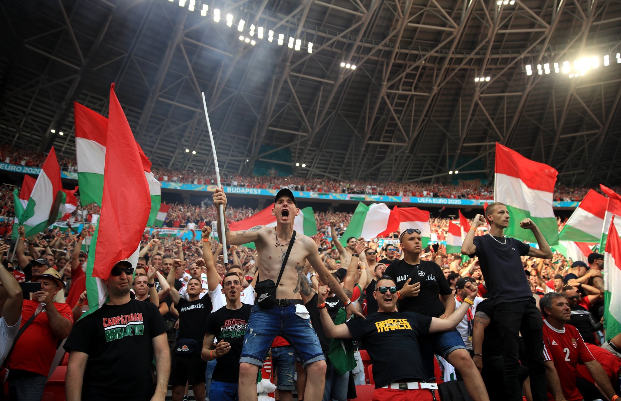 2 điều điên rồ xuất hiện ở trận Hungary 1-1 Pháp - Bóng Đá