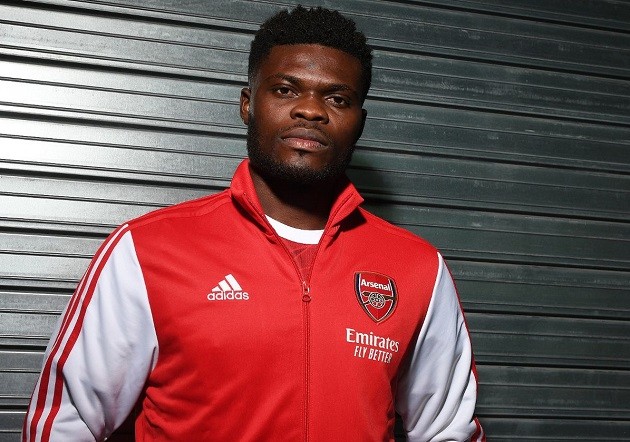 Master of all trades: 3 different midfield roles Partey can play plus line-ups - Bóng Đá