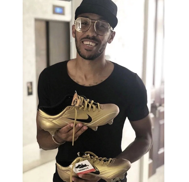 ảnh review trận Barcelona - Bóng Đá