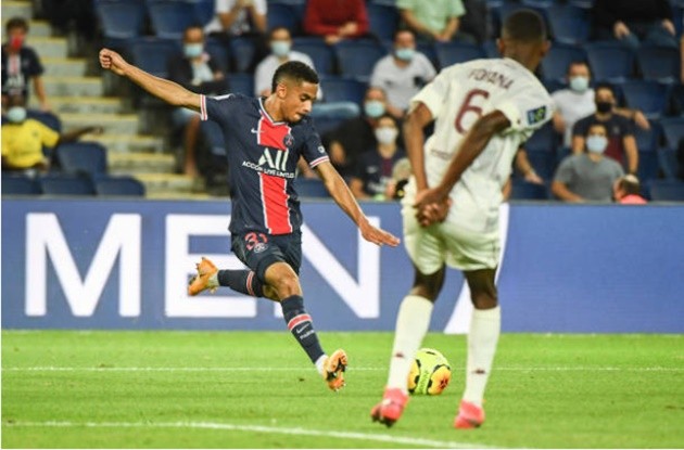 Ảnh sau trận PSG vs Metz - Bóng Đá