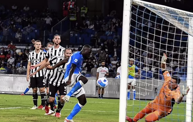 tin reviews trận Napoli vs Juventus - Bóng Đá