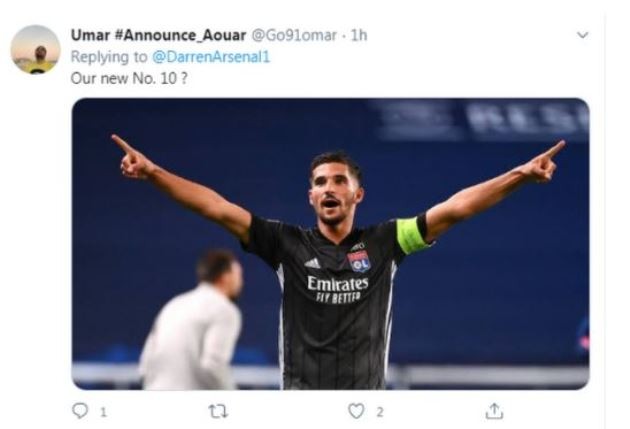 'Our new no.10 is coming!' - Arsenal fans in meltdown after spotting Mesut Ozil transfer hint - Bóng Đá