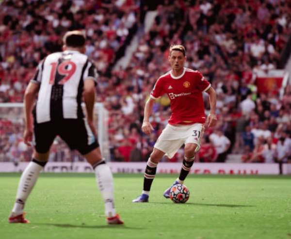 3 quyết định đúng đắn và 1 sai lầm của Solskjaer trận thắng Newcastle - Bóng Đá