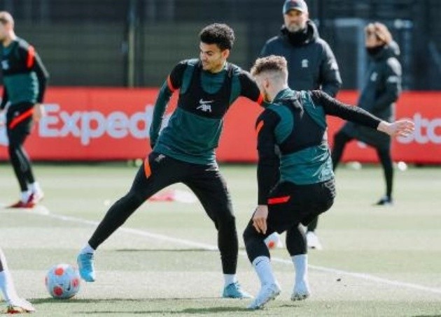Torreira và 4 