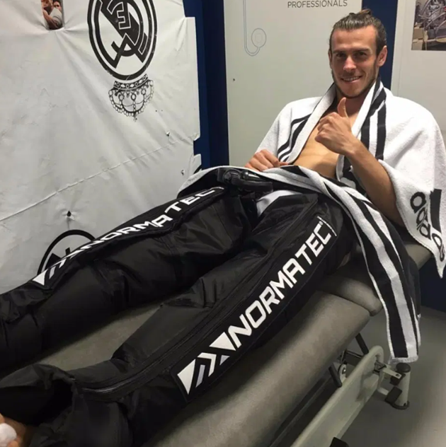 Đội hình tiêu biểu vòng 1 Ngoại hạng Anh: Man Utd góp 3 cái tên - Bóng Đá