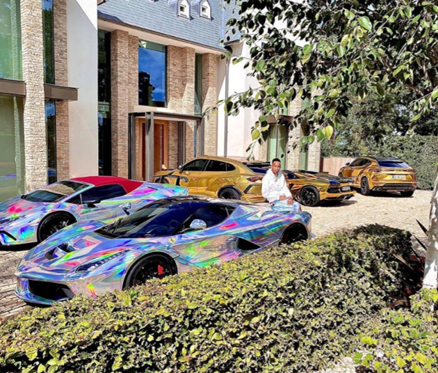 Inside Pierre-Emerick Aubameyang’s luxury new, bespoke mansion with pool, Jacuzzi, bar - Bóng Đá
