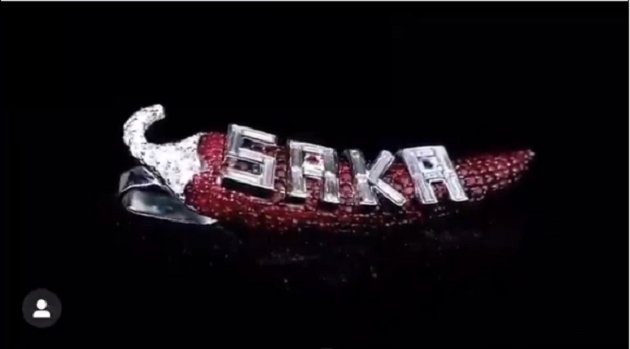 ‘This is crazy’: Saka thankful for Aubameyang gift - Bóng Đá