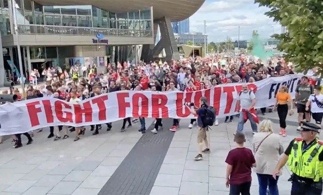 Yếu tố 'châm ngòi' sự phẫn nộ của NHM Man Utd với nhà Glazer - Bóng Đá