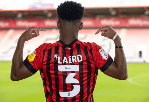 Đồng đội chúc mừng tới tấp khi sao Man Utd được cho mượn - Bóng Đá