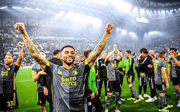 Van Persie, Bukayo Saka tán dương 