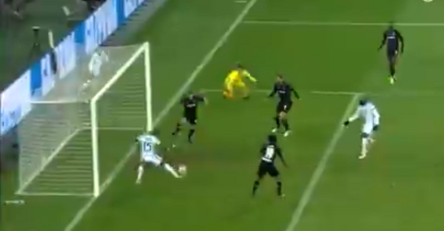 Cận cảnh pha bỏ lỡ khó tin của Ashley Young khiến Inter suýt ôm hận - Bóng Đá