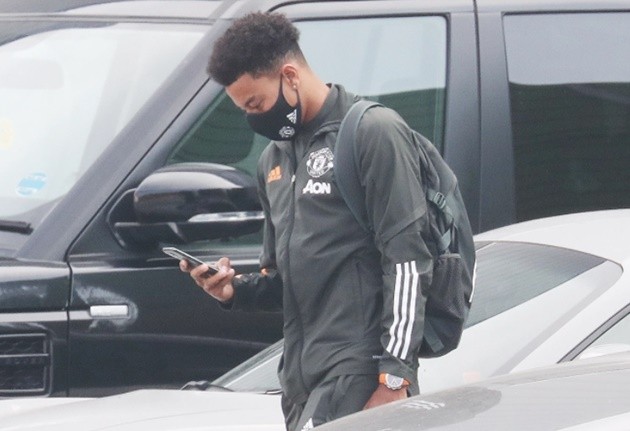 Dean Henderson and Teden Mengi in Manchester United squad vs Luton - Bóng Đá