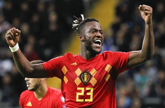 Gareth Bale lands elbow on Ondrej Kudela – the man accused of racially abusing Rangers star Glen Kamara - Bóng Đá