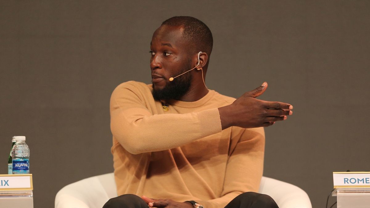  Lukaku tuyên bố sốc về người đại diện - Bóng Đá
