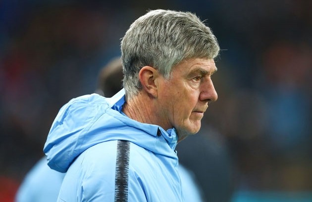 Từ Schmeichel đến Tevez: 7 cái tên từng khoác áo Man Utd và Man City - Bóng Đá