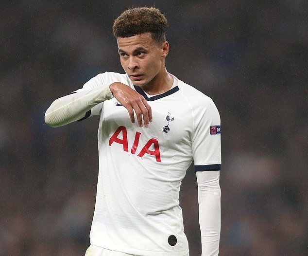 How have things gone so RIGHT for Liverpool and so WRONG for Tottenham since the Champions League final? - Bóng Đá