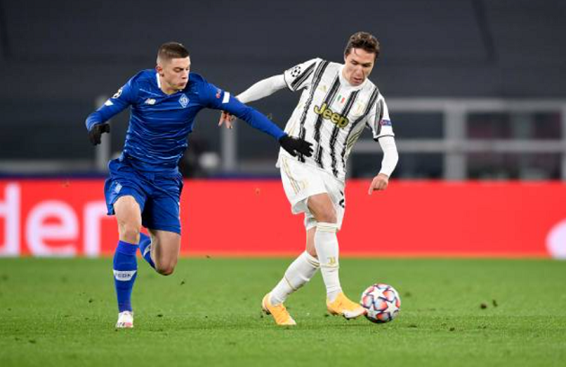Ronaldo chạm cột mốc khủng, nhưng 'điểm 10' thuộc về cái tên khác - Bóng Đá