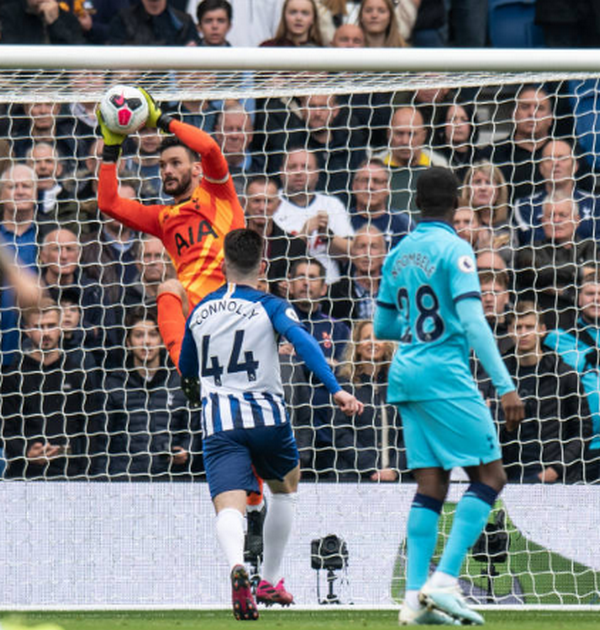 Thủ quân mắc sai lầm rồi chấn thương, Tottenham lại tiếp tục thua thảm - Bóng Đá